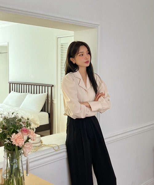 by muni:r（バイ ムニール）の「ピンタックワイドベルトスラックス（スラックス・レディース・ブラック/ベージュ・SMALL/MEDIUM）」の11枚目の写真