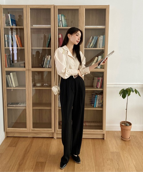 by muni:r（バイ ムニール）の「ピンタックワイドベルトスラックス（スラックス・レディース・ブラック/ベージュ・SMALL/MEDIUM）」の18枚目の写真