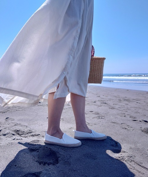 EMU Australia(エミューオーストラリア)の「Gum Organic(スリッポン・レディース・ナチュラル/ホワイト/ブラック/スモーク・6/7/8/11/5/10/9)」の20枚目の写真