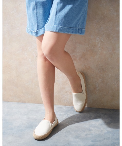 EMU Australia(エミューオーストラリア)の「Gum Organic(スリッポン・レディース・ナチュラル/ホワイト/ブラック/スモーク・6/7/8/11/5/10/9)」の19枚目の写真