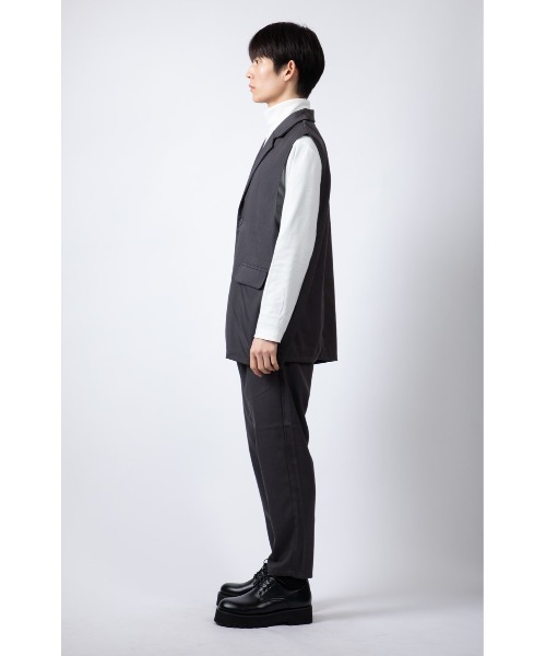 Beno（ビーノ）の「ストレッチTR テーラードベスト（ベスト・メンズ・ブラック/チャコールグレー・L/M）」の9枚目の写真