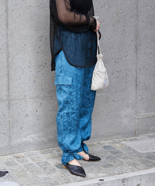 CIAOPANIC（チャオパニック）の「【Aguni/アグニ】サテンジャガードカーゴパンツ（カーゴパンツ・レディース・ブルー/パープル・FREE）」の4枚目の写真