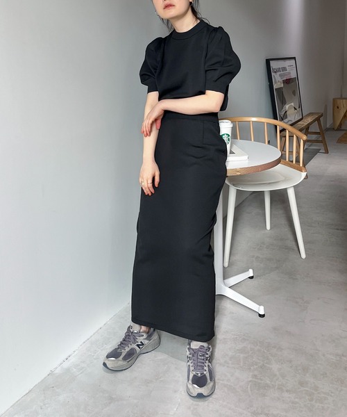 feepur（フェピュール）の「【ハンドウォッシャブル】ライトウェイトカラーパフニット（ニット/セーター・レディース・ブラウン/パープル/オレンジ/ブラック/オフホワイト/ブルー・MEDIUM）」の18枚目の写真