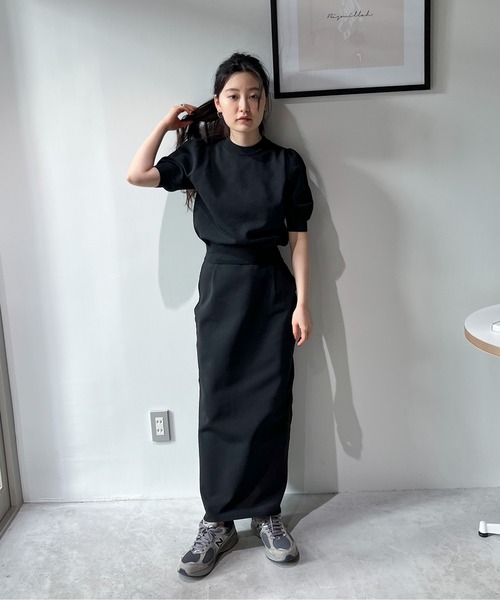 feepur（フェピュール）の「【ハンドウォッシャブル】ライトウェイトカラーパフニット（ニット/セーター・レディース・ブラウン/パープル/オレンジ/ブラック/オフホワイト/ブルー・MEDIUM）」の19枚目の写真