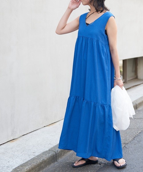 COLONY 2139（コロニートゥーワンスリーナイン）の「BACKリボンティアードノースリーブワンピース（ワンピース・レディース・ブラック/ブルー/レッド・FREE）」の2枚目の写真