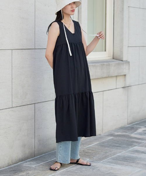 COLONY 2139（コロニートゥーワンスリーナイン）の「BACKリボンティアードノースリーブワンピース（ワンピース・レディース・ブラック/ブルー/レッド・FREE）」の4枚目の写真