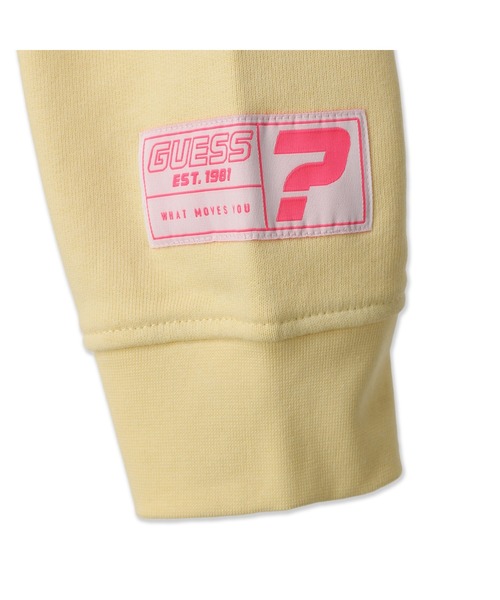 Guess（ゲス）の「Logo Dalya Sweatshirt（スウェット・レディース・ブラック/ライトイエロー/ピンク/ブルーグレー・MEDIUM/LARGE/SMALL/X-SMALL）」の14枚目の写真