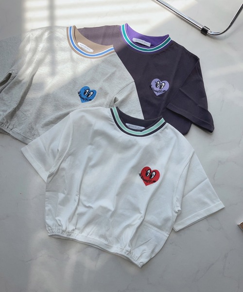 AS KNOW AS plus(アズノゥアズプラス)の「〇ラインリブ ハート刺繍ショート丈Tシャツ(Tシャツ/カットソー・レディース・オフホワイト/スミクロ/オートミール・FREE)」の2枚目の写真