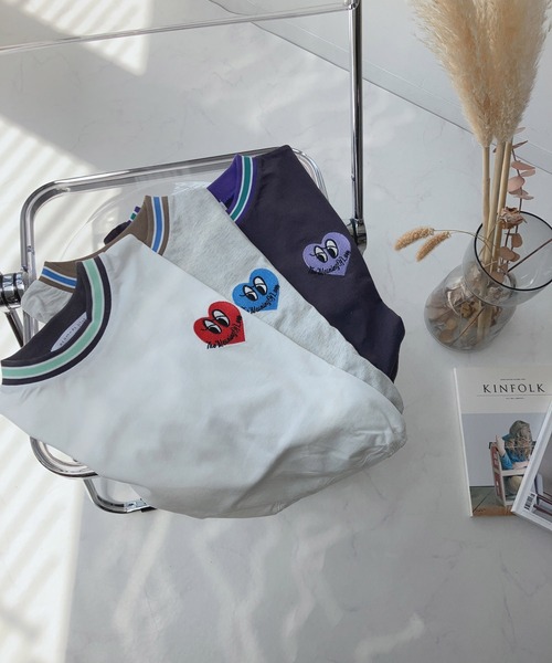 AS KNOW AS plus(アズノゥアズプラス)の「〇ラインリブ ハート刺繍ショート丈Tシャツ(Tシャツ/カットソー・レディース・オフホワイト/スミクロ/オートミール・FREE)」の10枚目の写真