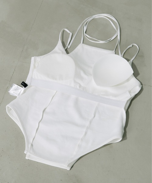 Ezick（エジック）の「Back sheer jagged ホルターネックキャミソール（キャミソール・レディース・ホワイト/グリーン/ブラック/ネイビー・FREE）」の20枚目の写真