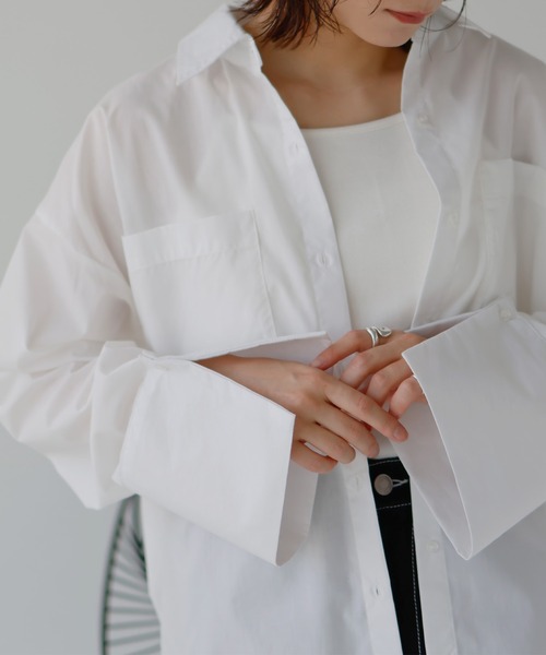 hellam（へラム）の「【入荷禁止】ビックポケット オーバーサイズシャツ（シャツ/ブラウス・レディース・オフホワイト/ブラック/ブルー/チャコールグレー/ホワイト×ブラック/ホワイト×ブルー/ベージュ/オレンジ/ブルー系その他/ピンク/スミクロ・FREE）」の12枚目の写真