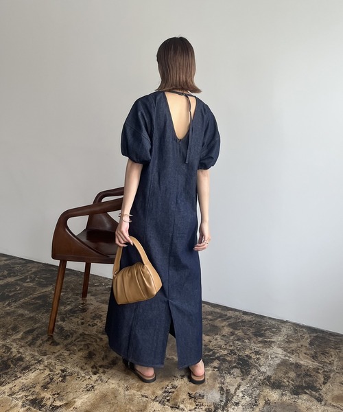 Amiur(エミレ)の「one handle gather bag(ショルダーバッグ・レディース・キャメル/アイボリー/ブラック・FREE)」の13枚目の写真