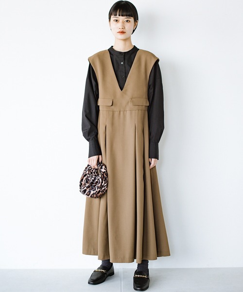 haco!（ハコ）の「3段階の魔法をかけた ホップステップジャンパースカート（ジャンパースカート・レディース・ベージュ/ブラック・LARGE/SMALL/X-LARGE/MEDIUM）」の4枚目の写真