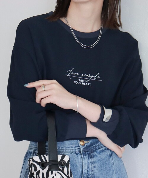 fredy emue（フレディエミュ）の「ちびプリント入りＴシャツブラウス（シャツ/ブラウス・レディース・オフホワイト/チャコールグレー/ネイビー/ライトグレー・38）」の4枚目の写真