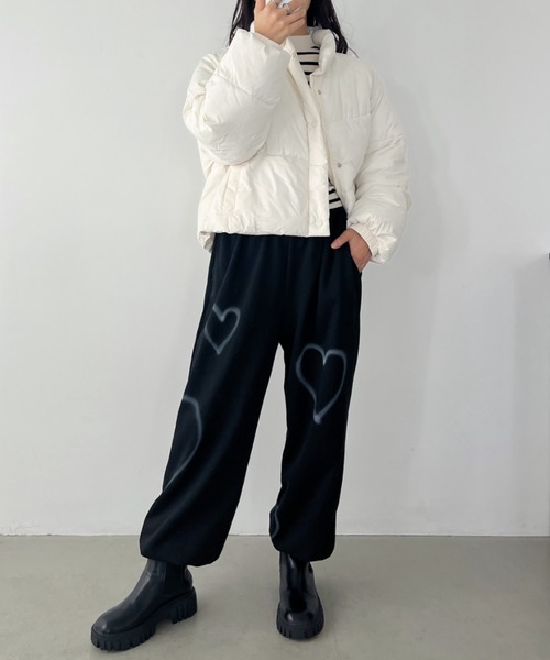 CLEA（クレア）の「ショート丈ダウン中綿ジャケット（ダウンジャケット/コート・レディース・ホワイト/ブラック・FREE）」の16枚目の写真