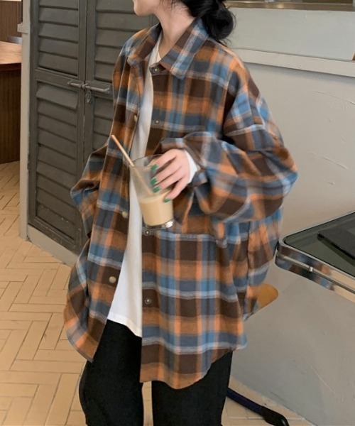 LADY LIKE（レディライク）の「ドットボタンチェックネルシャツ（シャツ/ブラウス・レディース・オレンジ/ネイビー/ベージュ・M）」の10枚目の写真