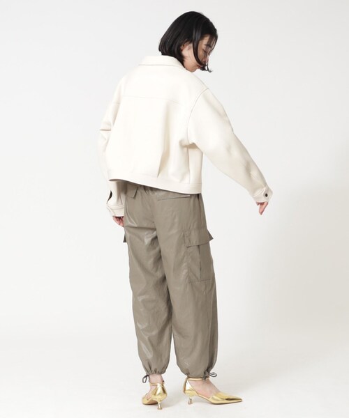 GALLEST（ギャレスト）の「【LE VERNIS】ポインテッドメリージェーン（パンプス・レディース・ゴールド/ブラック・45/35）」の12枚目の写真