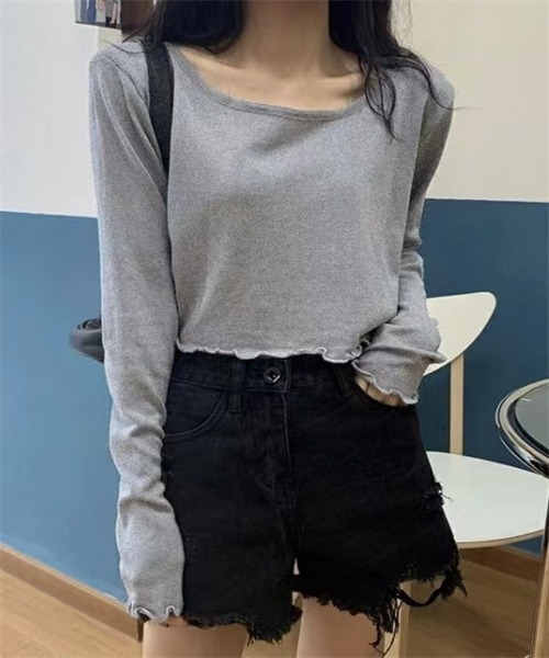 Dream garden(ドリームガーデン)の「ショート丈長袖Tシャツ(Tシャツ/カットソー・レディース・パープル/ライトグリーン/グレー/杢グレー/ブラック/ブルー・L/M)」の12枚目の写真