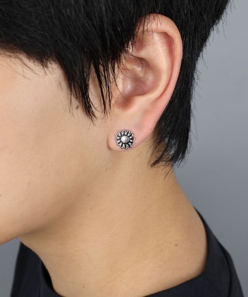 セール】メンズライク スタッドピアス 2セット / チタンポスト(金属