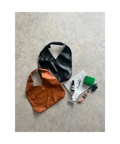 owndaily（オンデイリー）の「ショルダーふろしきバッグ（ショルダーバッグ・レディース・ブラック/ブラウン・FREE）」の3枚目の写真