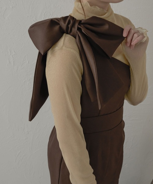 Ambre Neige(アンブルネージュ)の「ワンショルビッグリボンワンピース/【WEB/EC限定商品】(ワンピース・レディース・ブラック/ダークブラウン・FREE)」の14枚目の写真