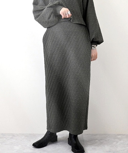 STYLEBLOCK(スタイルブロック)の「カットジャガードキルトナロースカート(スカート・レディース・アイボリー/ブラック/チャコールグレー・M)」の3枚目の写真