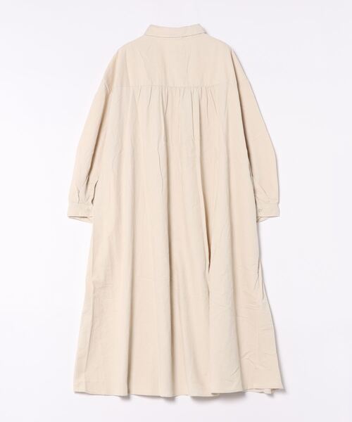 RODEO CROWNS WIDE BOWL（ロデオクラウンズワイドボウル）の「コーデュロイフレアシャツワンピース（シャツワンピース・レディース・チャコールグレー/アイボリー/ブラウン・FREE）」の17枚目の写真