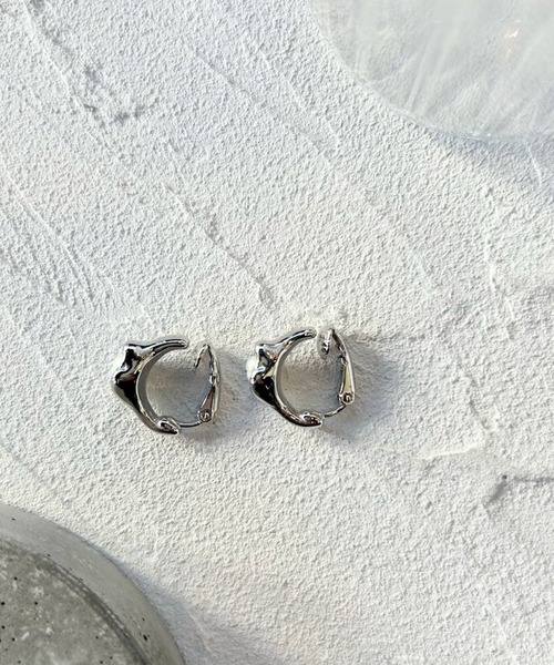 amplis(アンプリス)の「ワンポイントパールイヤリング/ink earring(イヤリング・レディース・イエローゴールド/シルバー・FREE)」の9枚目の写真