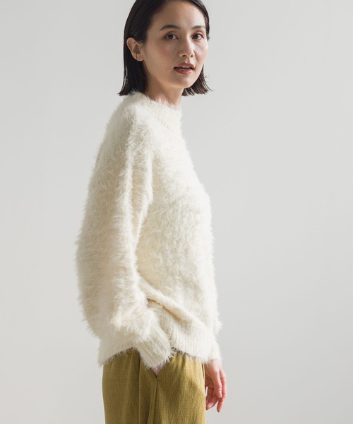 LAKOLE（ラコレ）の「シャギーハイネックニットプルオーバー / 987999（ニット/セーター・レディース・ブラック/グレー/アイボリー・SMALL/MEDIUM）」の5枚目の写真