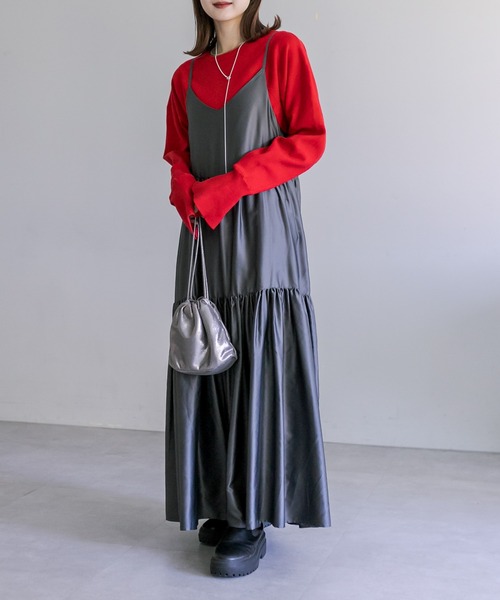 mystic(ミスティック)の「サテンティアードキャミワンピース(ワンピース・レディース・ライトグレー/チャコールグレー/ブラック・1/2)」の19枚目の写真