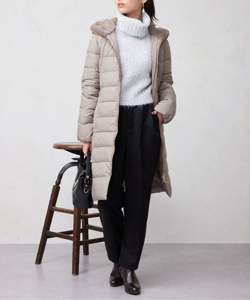 Chez toi（シェトワ）の「フード裏ファーロングダウン（ダウン