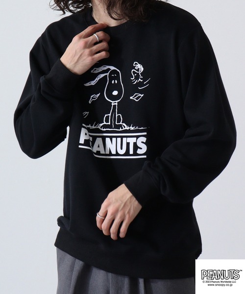 PEANUTS(ピーナッツ)の「PEANUTS スヌーピー 裏毛 プリント トレーナー(スウェット・レディース・ホワイト/杢グレー/チャコール/ブラック/アーミー/ライトピンク・M/L/LL)」の11枚目の写真