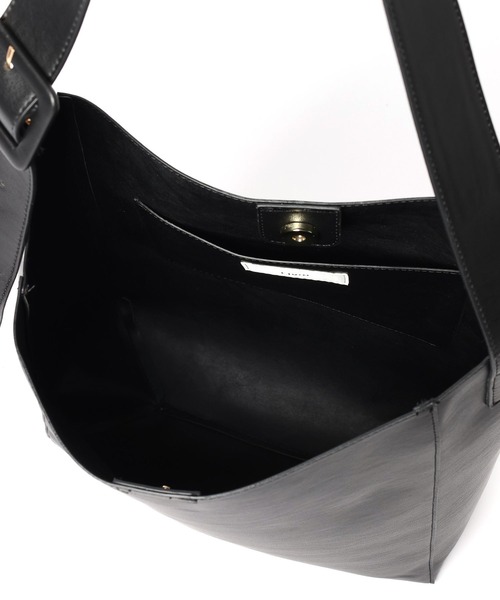 Elura（エルーラ）の「リュクスエアリー2wayバケツバッグ/986831（ハンドバッグ・レディース・グリーン/ブラック/アイボリー・ONE SIZE）」の16枚目の写真