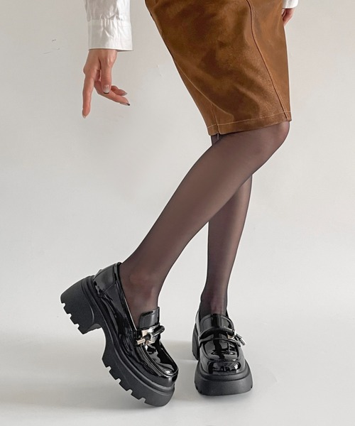 Shoes in Closet(シューズインクローゼット)の「厚底 タンクソール ストラップ デザイン ローファー 778(ローファー・レディース・ブラック/アイボリー/ブラック系その他/ダークブラウン・S/M/L/LL)」の18枚目の写真