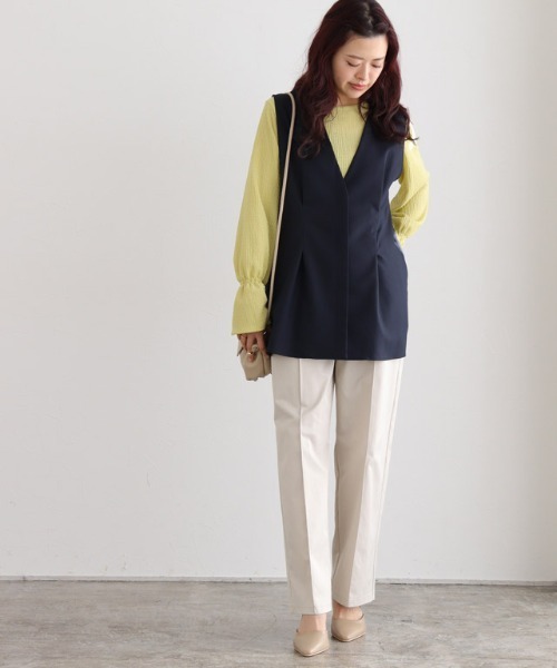 Pierrot(ピエロ)の「ベルテッドエステルツイルストレートパンツ(その他パンツ・レディース・アイボリー/ブラック/ライトカーキ・M/L/PM)」の11枚目の写真