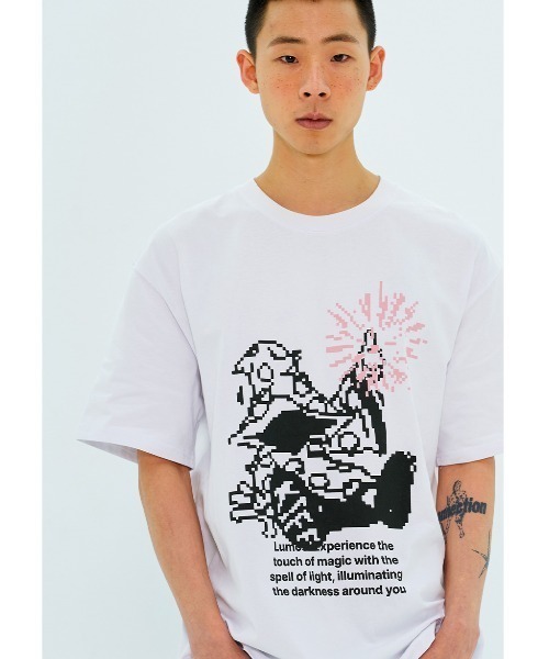 NASTY KICK(ナスティーキック)の「A'GEM/9 × .kom 『NASTY KICK/ナスティー キック』 Wizard Tee/ウィザード 半袖Tシャツ(Tシャツ/カットソー・メンズ・ライトブルー/ピンク/ホワイト・L)」の1枚目の写真