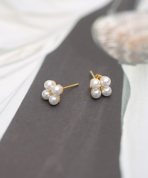 Peony（ピオニー）の「【Peony/ピオニー】/ワンポイント　スクエアパールピアス（ピアス（両耳用）・レディース・ピンクゴールド/ゴールド/シルバー・FREE）」の8枚目の写真