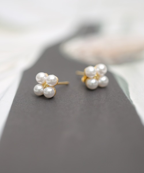 Peony（ピオニー）の「【Peony/ピオニー】/ワンポイント　スクエアパールピアス（ピアス（両耳用）・レディース・ピンクゴールド/ゴールド/シルバー・FREE）」の9枚目の写真