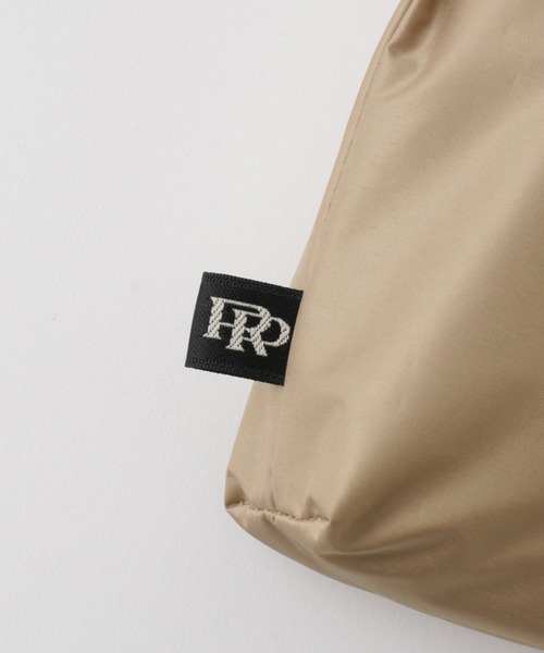 ROPE'（ロペ）の「マイクロコンパクト 折りたたみ傘【晴雨兼用】【遮光率100%】【UPF50＋】（折りたたみ傘・レディース・オフホワイト/ライトグリーン/ベージュ/ラベンダー・FREE）」の14枚目の写真