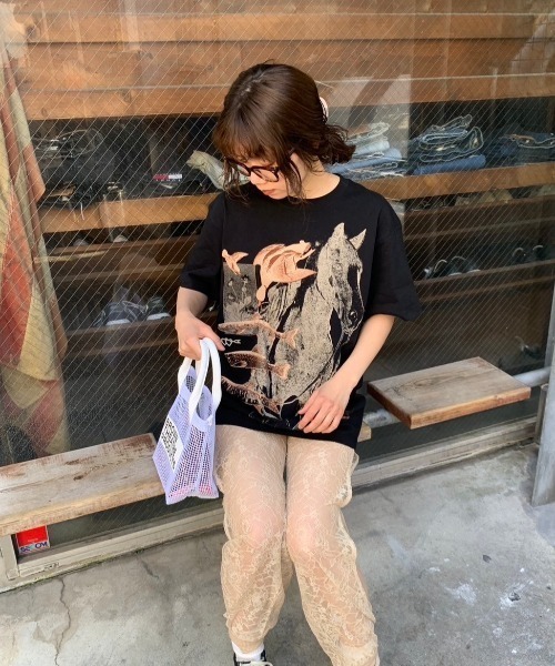 THEATRE PRODUCTS(シアタープロダクツ)の「【スパイク 小川暖奈×THEATREPRODUCTS コラボ】SEASIDE AND RIVER コラージュ半袖Tシャツ(Tシャツ/カットソー・レディース・ホワイト/ブラック・FREE)」の19枚目の写真