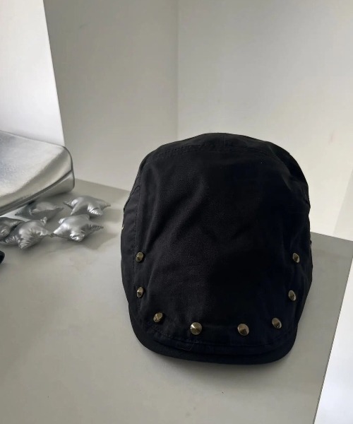 BARELY BLUE（ベアリーブルー）の「【 BARELY BLUE / ベアリーブルー 】 ビンテージ デザイン スタッズ ハンチング帽（ハンチング/ベレー帽・レディース・ブラック/カーキ/チャコールグレー/ベージュ・FREE）」の7枚目の写真