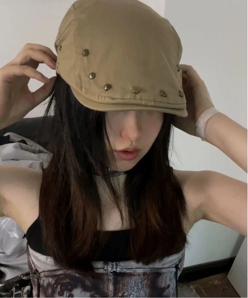 BARELY BLUE（ベアリーブルー）の「【 BARELY BLUE / ベアリーブルー 】 ビンテージ デザイン スタッズ ハンチング帽（ハンチング/ベレー帽・レディース・ブラック/カーキ/チャコールグレー/ベージュ・FREE）」の15枚目の写真