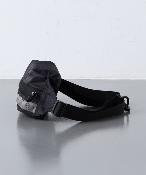 WEEKEND(ER)（ウィークエンダー）の「【別注】＜WEEKEND(ER)＞ パッカブル ショルダーバッグ（ショルダーバッグ・メンズ・ブラック・FREE）」の7枚目の写真