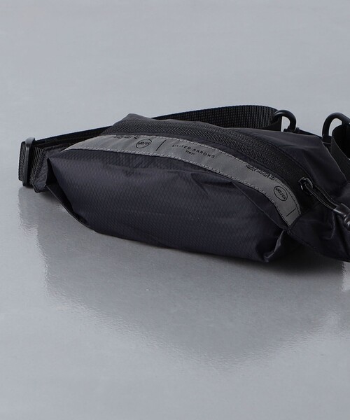 WEEKEND(ER)（ウィークエンダー）の「【別注】＜WEEKEND(ER)＞ パッカブル ショルダーバッグ（ショルダーバッグ・メンズ・ブラック・FREE）」の10枚目の写真