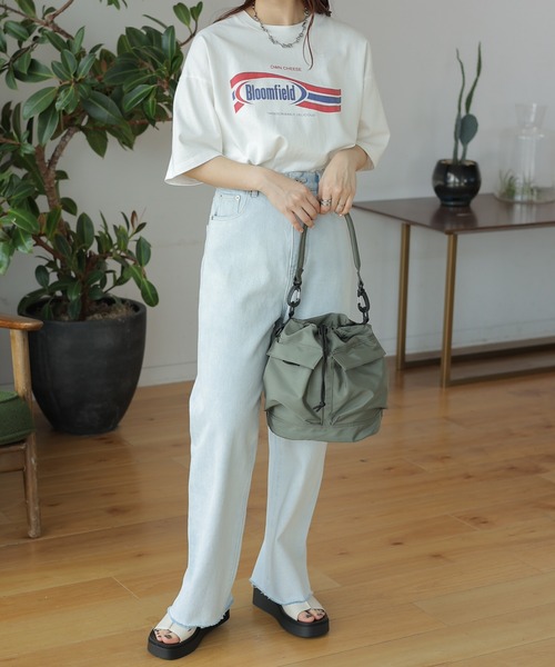 LEPSIM（レプシィム）の「ムラ染めLOGOｰT　113201（Tシャツ/カットソー・レディース・ブルー/アイボリー/ライトピンク/チャコールグレー・FREE）」の9枚目の写真