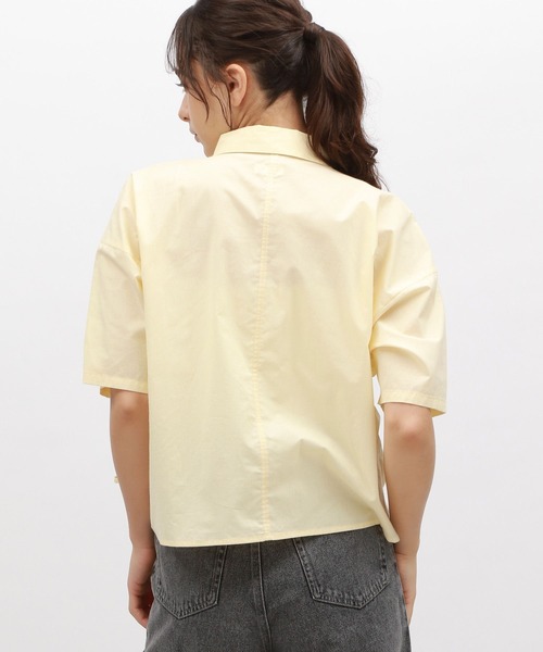 LAKOLE（ラコレ）の「ドロストクロップドシャツ / 126887（シャツ/ブラウス・レディース・チャコール/ライトブルー/オフホワイト/ライトイエロー・MEDIUM/SMALL）」の18枚目の写真