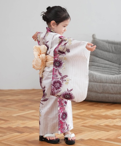 キッズ浴衣3点セット utatane えんじのひらひら花染分け(浴衣)|utatane(ウタタネ) キッズ浴衣3点セット utatane えんじのひらひら花染分け(浴衣)|utatane(ウタタネ)