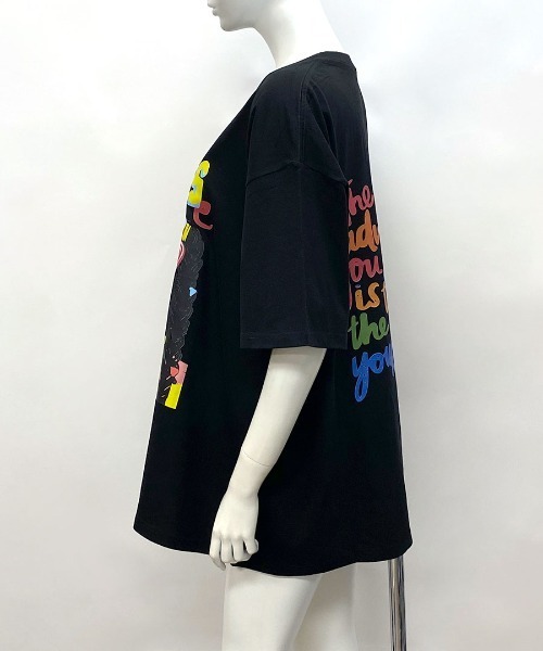 REMUR(レミュール)の「プリントTシャツ オーバーサイズ 半袖(Tシャツ/カットソー・レディース・モカ/ブラック・FREE)」の10枚目の写真