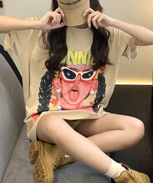 REMUR(レミュール)の「プリントTシャツ オーバーサイズ 半袖(Tシャツ/カットソー・レディース・モカ/ブラック・FREE)」の17枚目の写真