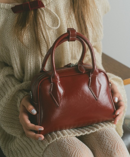 ECREL（エクレール）の「クラシカルミニボストンバッグ / ショルダーバッグ / 500mlペットボトル収納可能（ボストンバッグ・レディース・レッド/ブラック/ブラウン・FREE）」の3枚目の写真